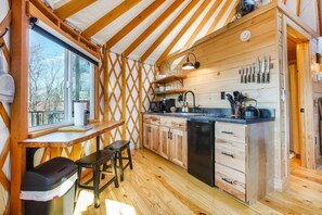 Fridge, microwave, stovetop, coffee/tea maker