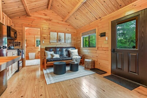 Evergreen Escape | Cabin w/ Hot Tub, Fire Pit, Views & Trails Nearby