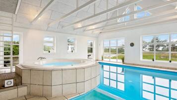 Maison | Piscine | Piscine couverte, piscine extérieure