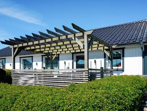 Exterior - 4 Star Holiday Home in Kungshamn (Kungshamn)