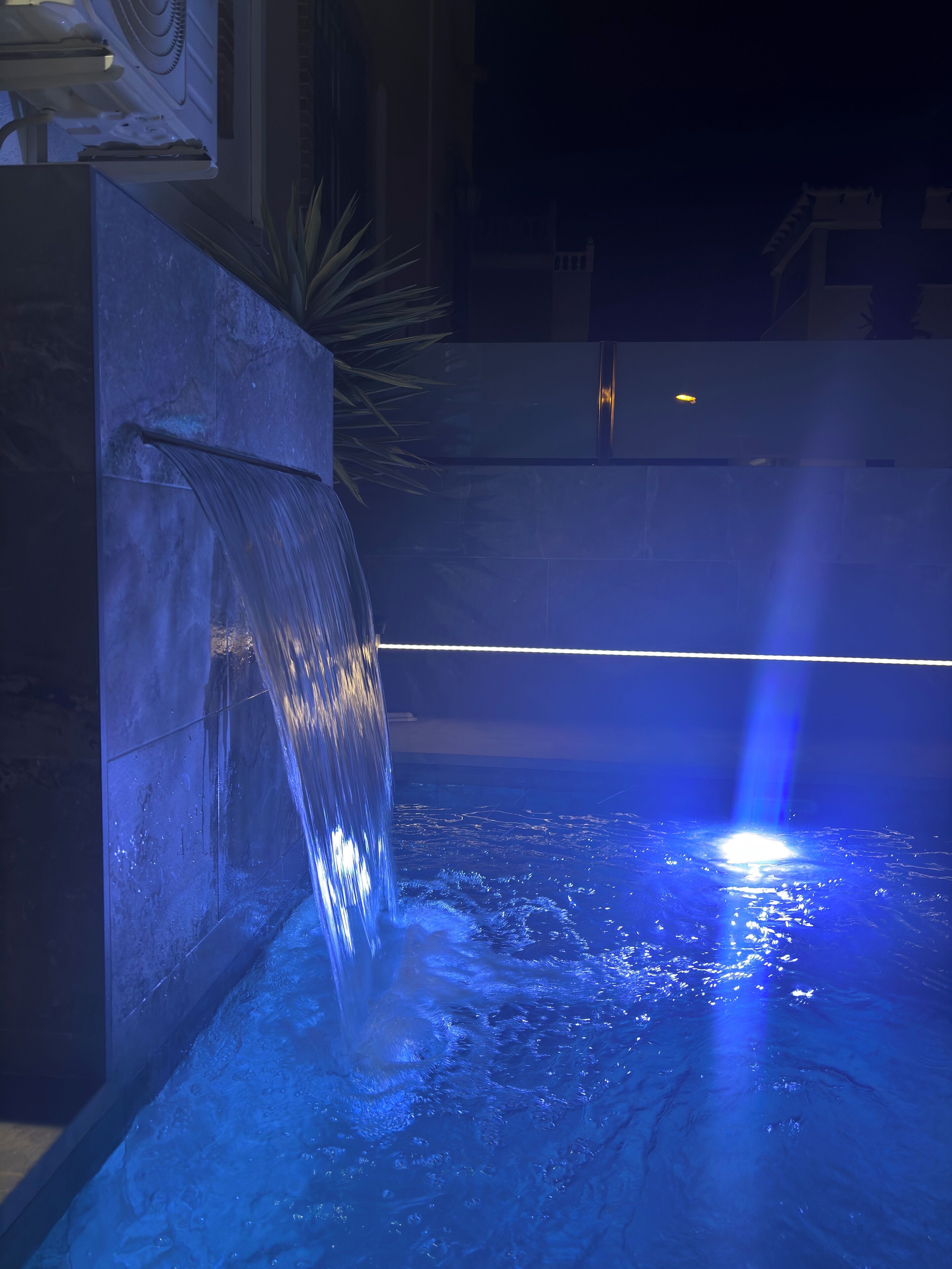 Piscine extérieure, piscine chauffée