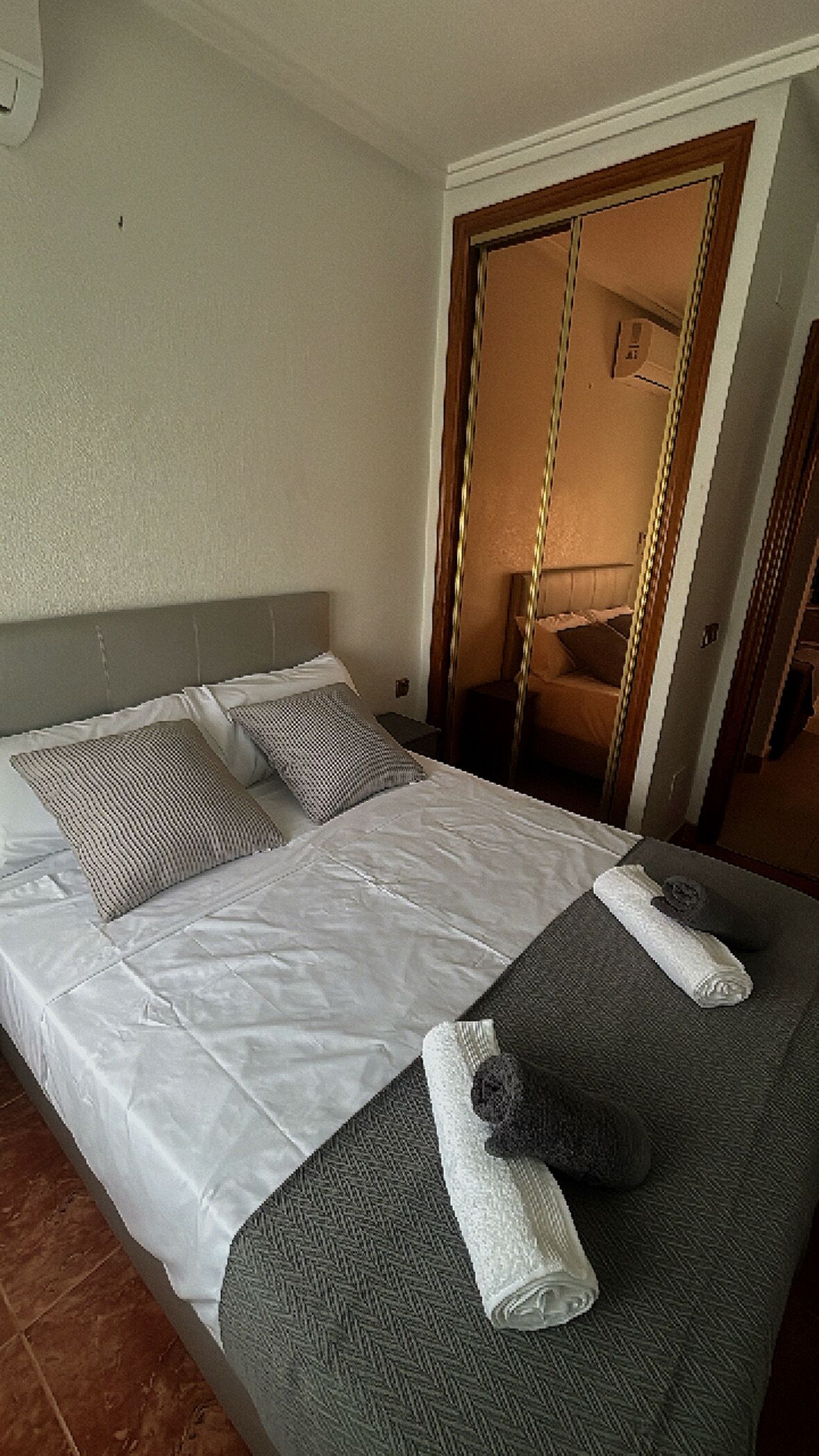 3 dormitorios, wifi gratis, ropa de cama