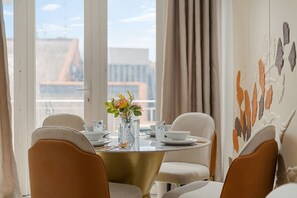 Dining - Opulent Residence in the Heart of Mayfair H4 (London)