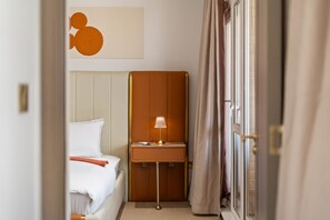 3 dormitorios, tabla de planchar con plancha, wifi gratis y ropa de cama