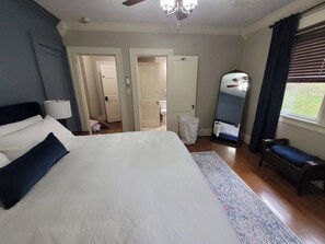 1 bedroom, desk, iron/ironing board, free WiFi