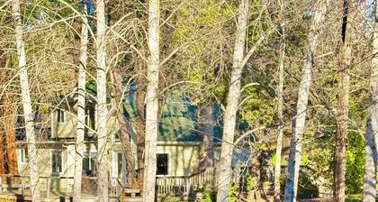 Cottage on River's Edge