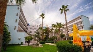 Unclassified image, 3 of 28, button - Malibu Garden Resort (Kemer)