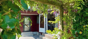 Chalet in Sint Maartenszee Near Sandy Beach