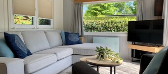 Chalet in Sint Maartenszee Near Sandy Beach