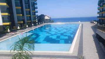 Indoor pool, outdoor pool