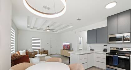 Charming 2-bedroom apartment with WiFi, AC in fabulous Alton/Mission Tx.