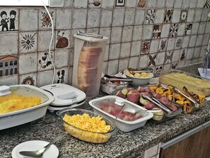 Breakfast meal