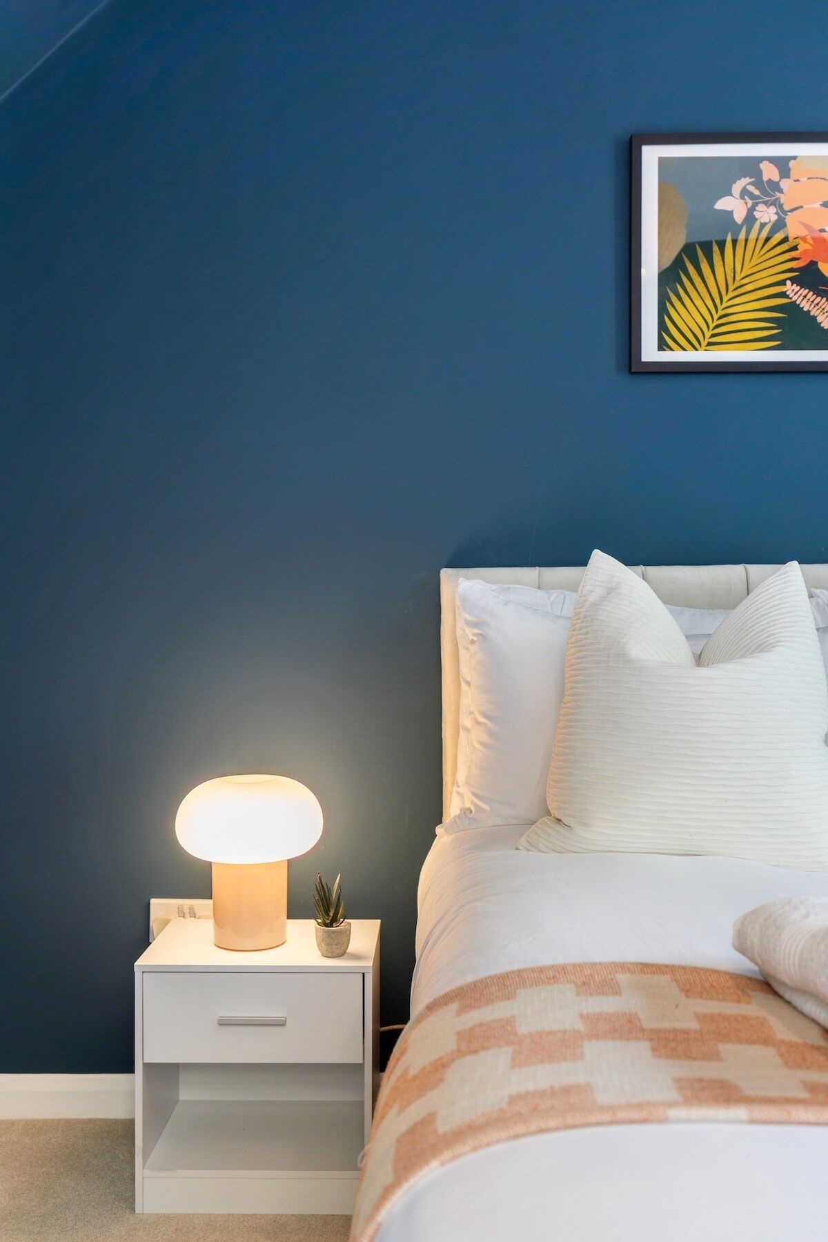 مكواة/لوح كي وواي فاي مجانًا وملاءات أسرّة