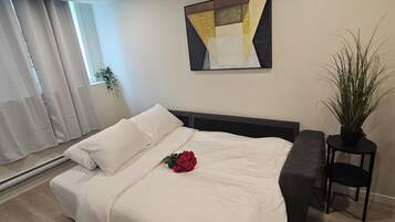 1 bedroom, iron/ironing board, free WiFi, bed sheets