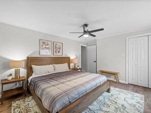 3 chambres, fer et planche à repasser, Wi-Fi gratuit, draps fournis