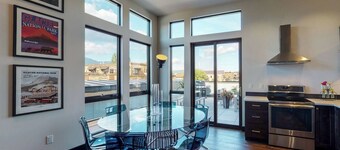 4 bdrm, 2 Unit Dwntwn Penthouse!