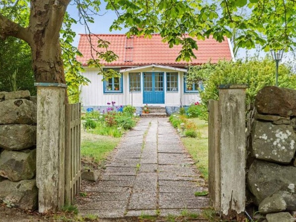 House | Exterior