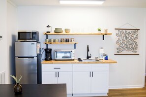 Microwave, oven, paper towels