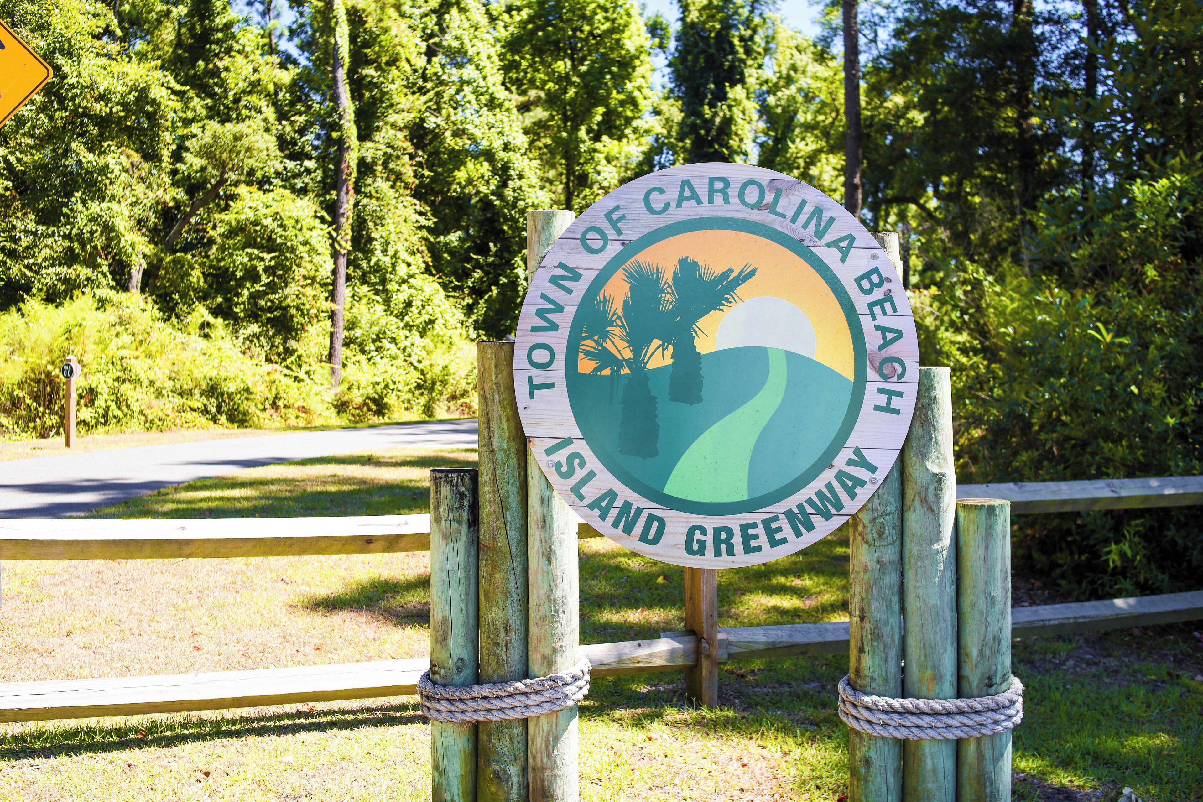 Placa circular para a Greenway da Ilha Carolina Beach.