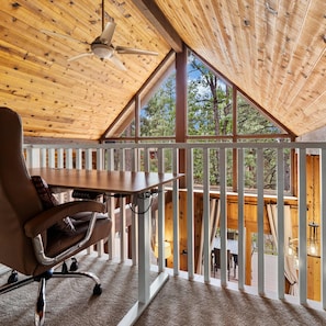 Interior - Luxe Pinewood Escape Spacious Cabin for 10 w/ Firepit (Munds Park)
