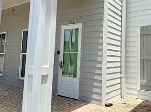 Exterior detail - ✨ Viva Biloxi – Charming 1B & 1BA Steps From the Beach, Casinos & Downtown ✨ (Biloxi)