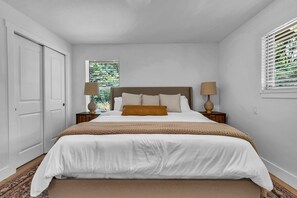 5 Schlafzimmer, Schreibtisch, kostenloses WLAN, Bettwäsche