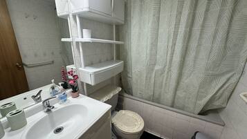 Apartemen | Kamar mandi