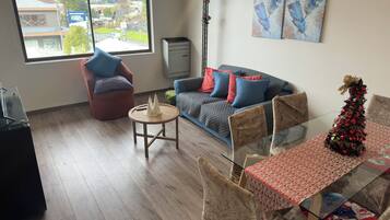 Apartment | Dining room