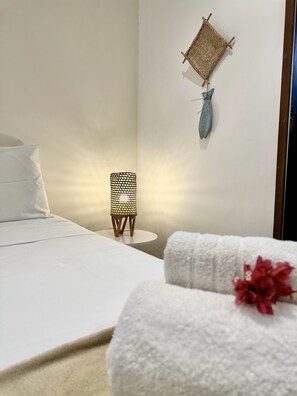 Family House, 2 Bedrooms, Private Pool | Free WiFi