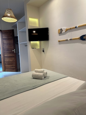 Family House, 2 Bedrooms, Private Pool | Free WiFi