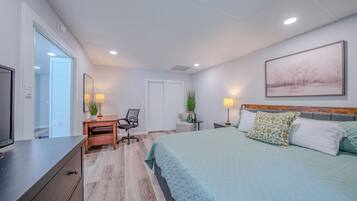 1 soveværelse, skrivebord, strygejern/strygebræt, Wi-Fi