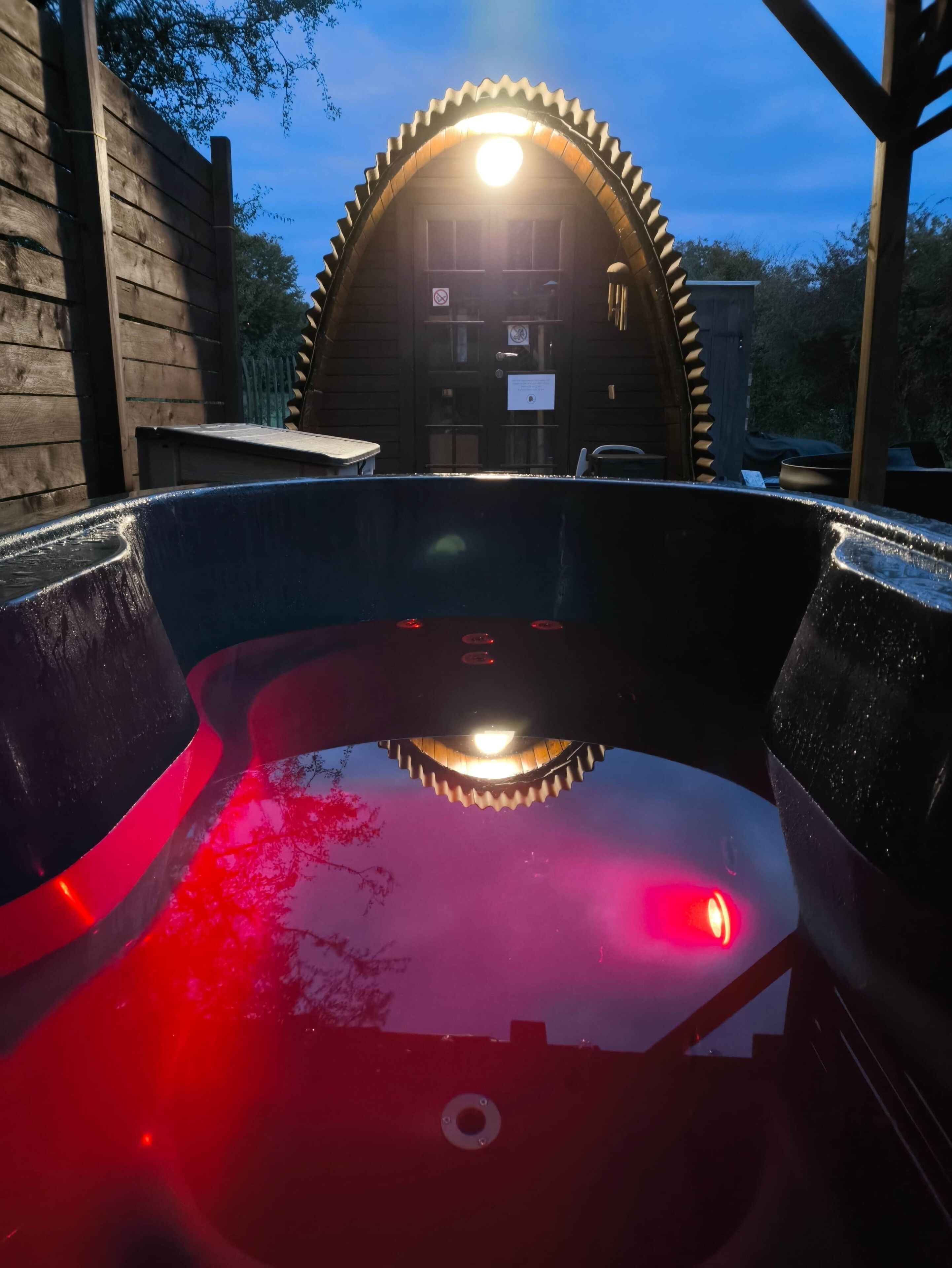 Bain à remous extérieur