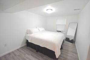 5 bedrooms, bed sheets - The Hootenanny Adventure Meets Comfort
Loop 2 Offroad Park & Lake of the Ozarks (Eldon)