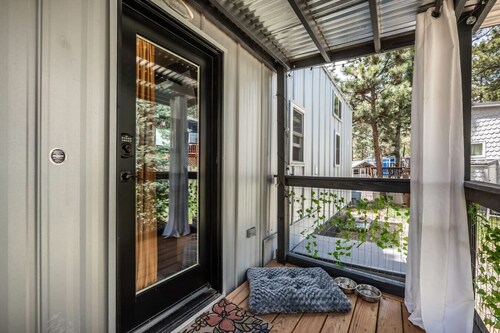 The Fern Hollow Retreat