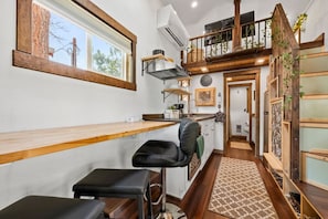 Frigorífic, microones, forn i placa de cuina