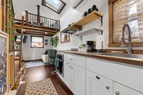 The Fern Hollow Retreat