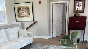 Interior - Exquisitely appointed 3-bedroom penthouse in Napa downtown (Napa)