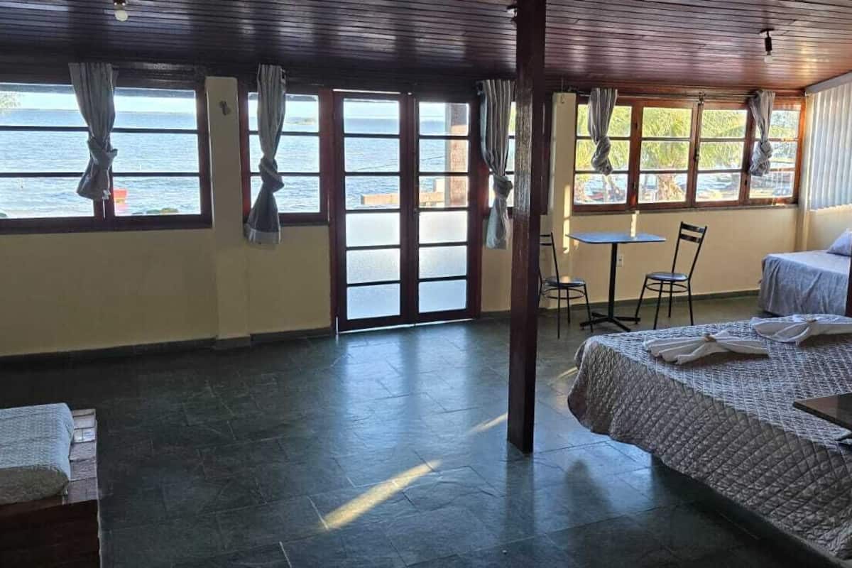 Superior vierpersoonskamer, veranda, uitzicht op zee | Gratis wifi