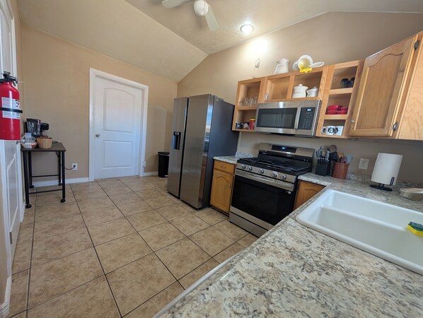 Microwave, oven, stovetop, dishwasher