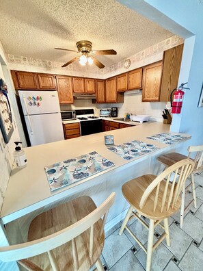 Fridge, microwave, oven, stovetop