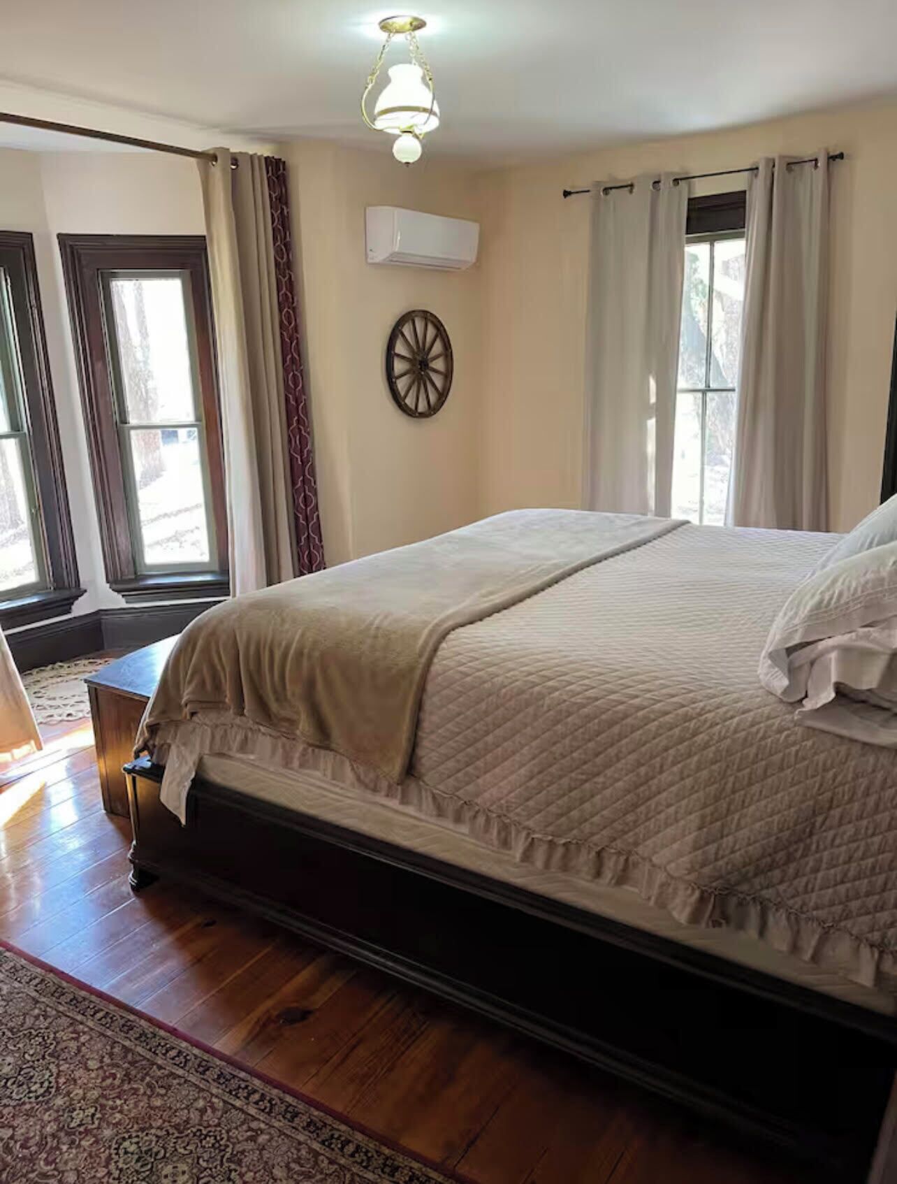 5 chambres, Wi-Fi, draps fournis