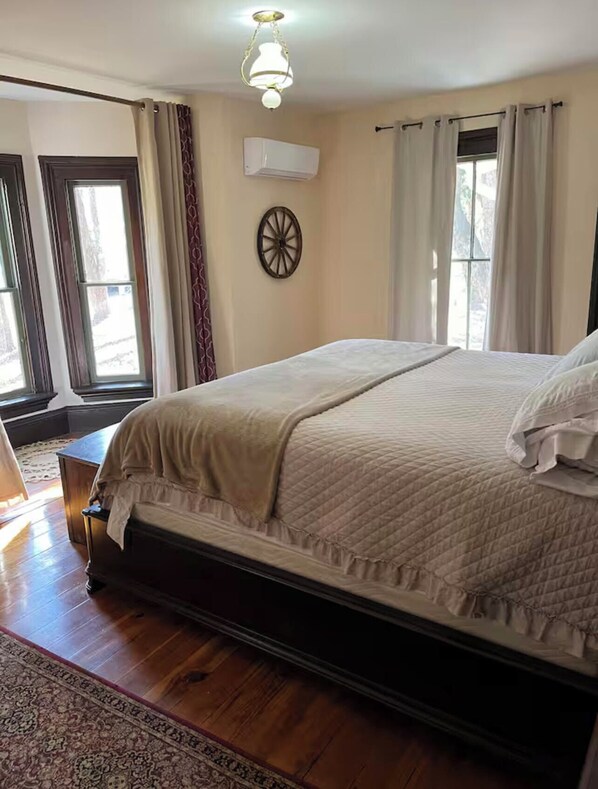 5 chambres, Wi-Fi, literie fournie