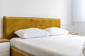 1 室のベッドルーム、アイロン / アイロン台、WiFi (無料)、ベッドシーツ