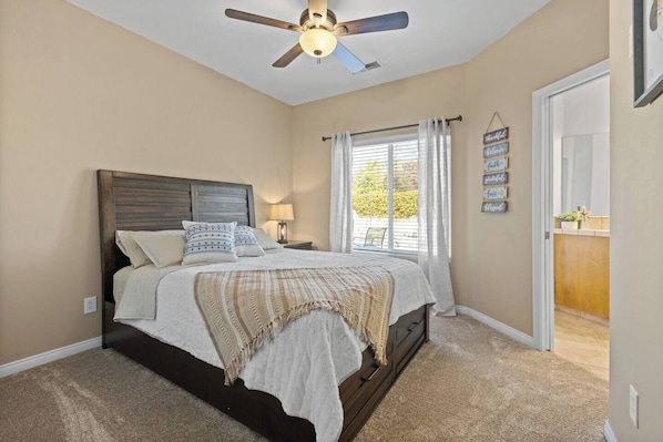 4 bedrooms, iron/ironing board, travel crib, free WiFi