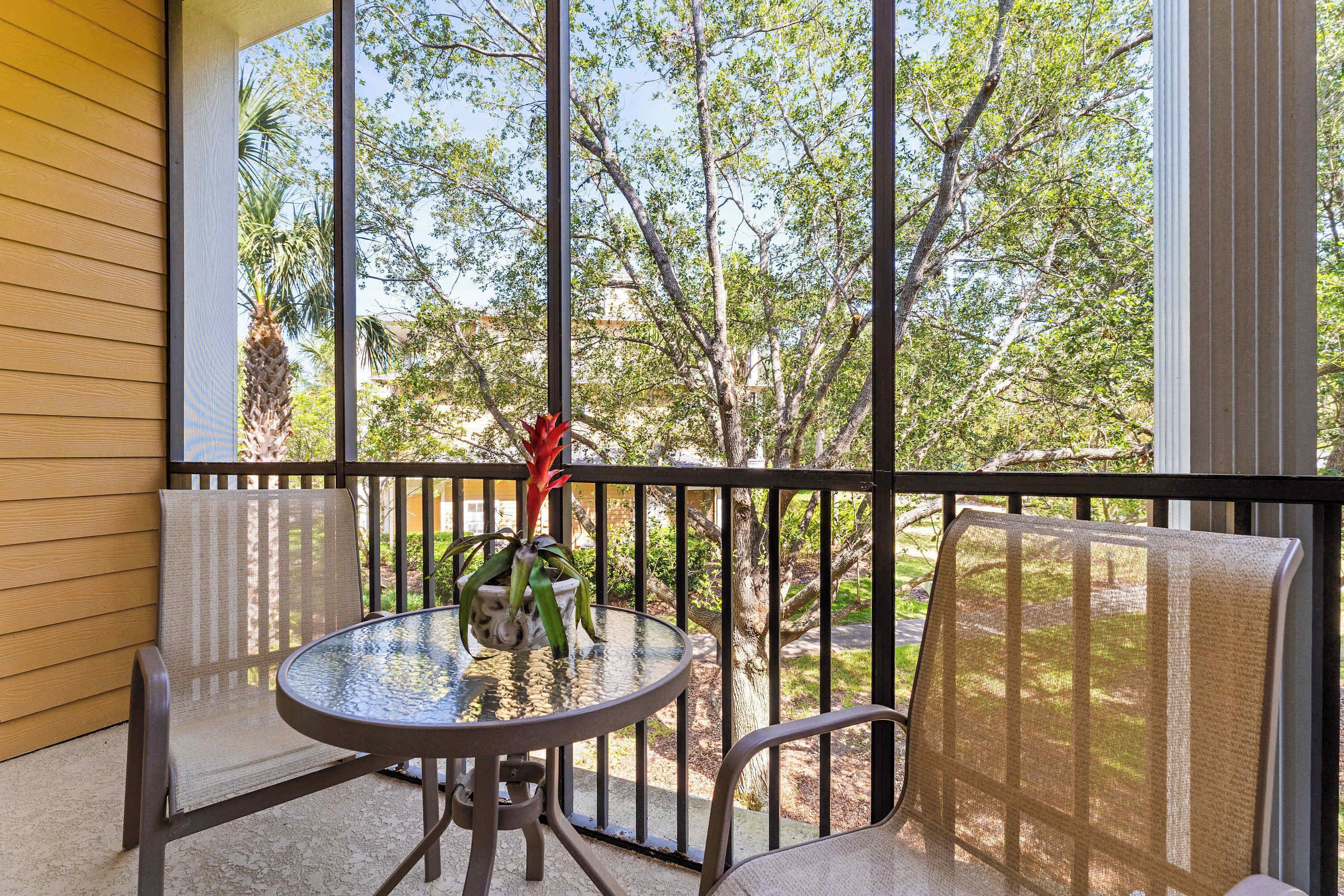 Condo, Multiple Beds, Balcony, Garden View (Mickey’s Postcard at Bahama Bay) | Outdoor dining