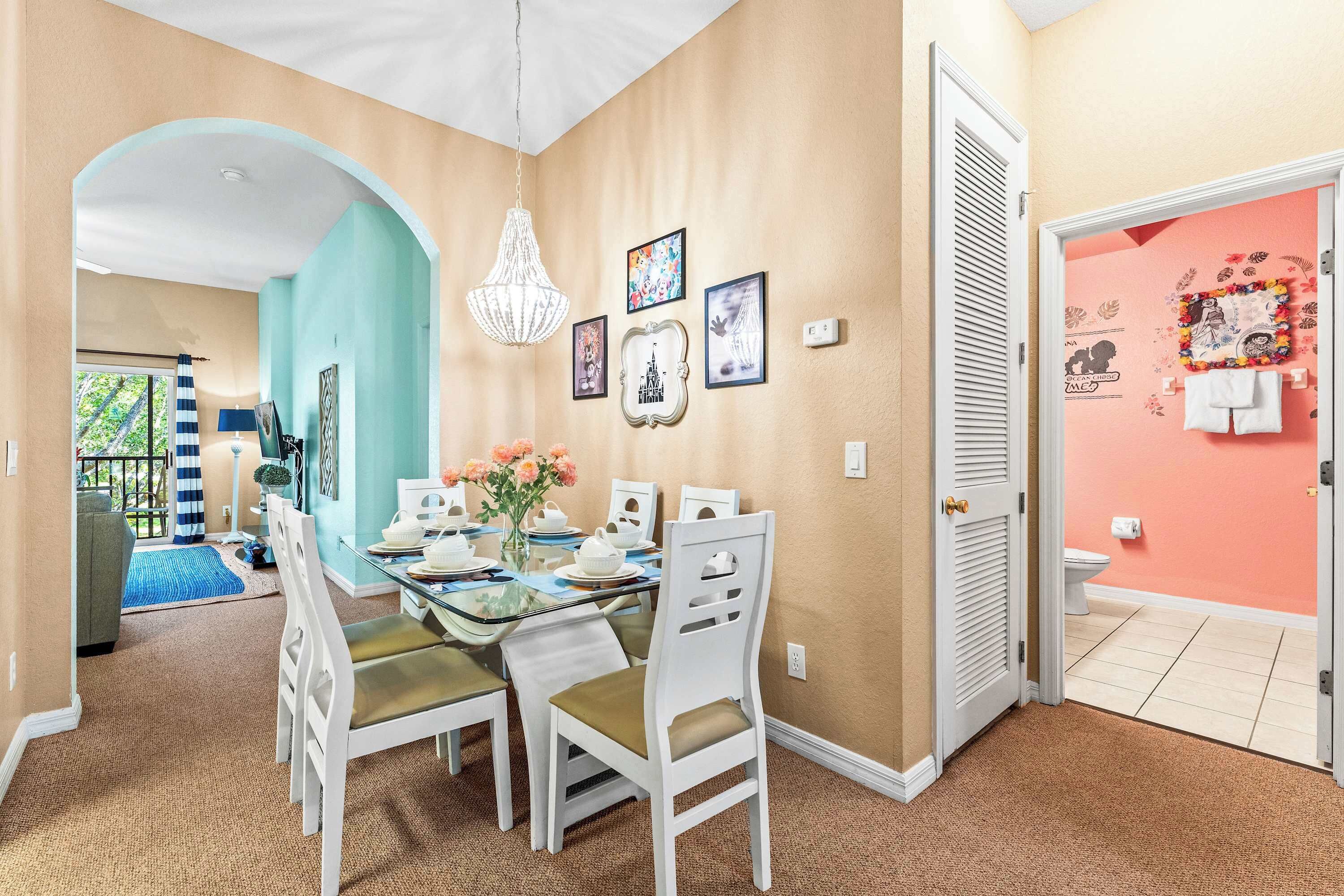 Condo, Multiple Beds, Balcony, Garden View (Mickey’s Postcard at Bahama Bay) | Dining