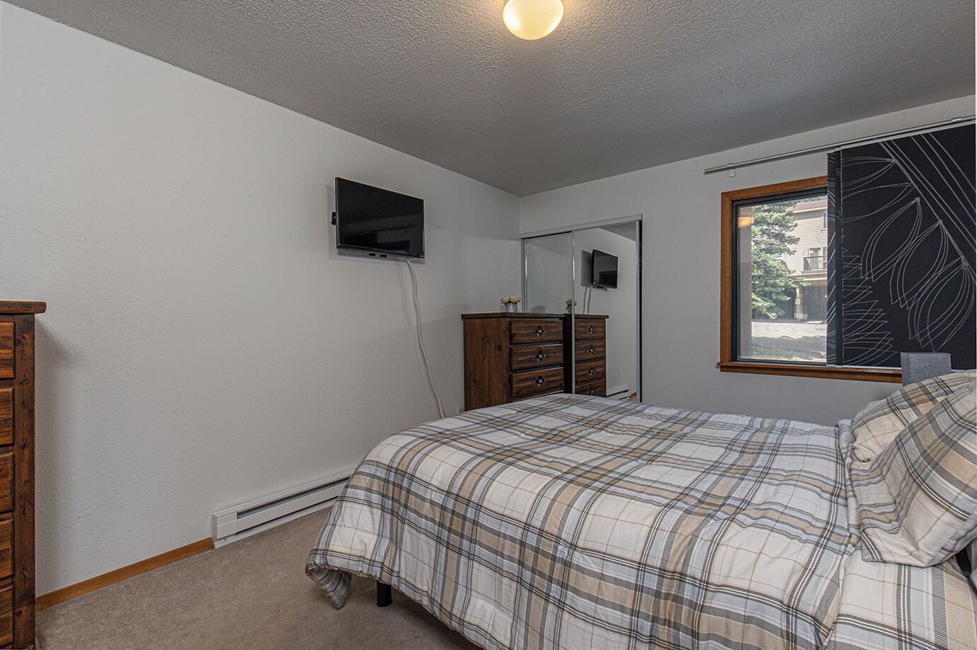 2 soverom, strykejern/-brett, wi-fi (inkludert) og sengetøy