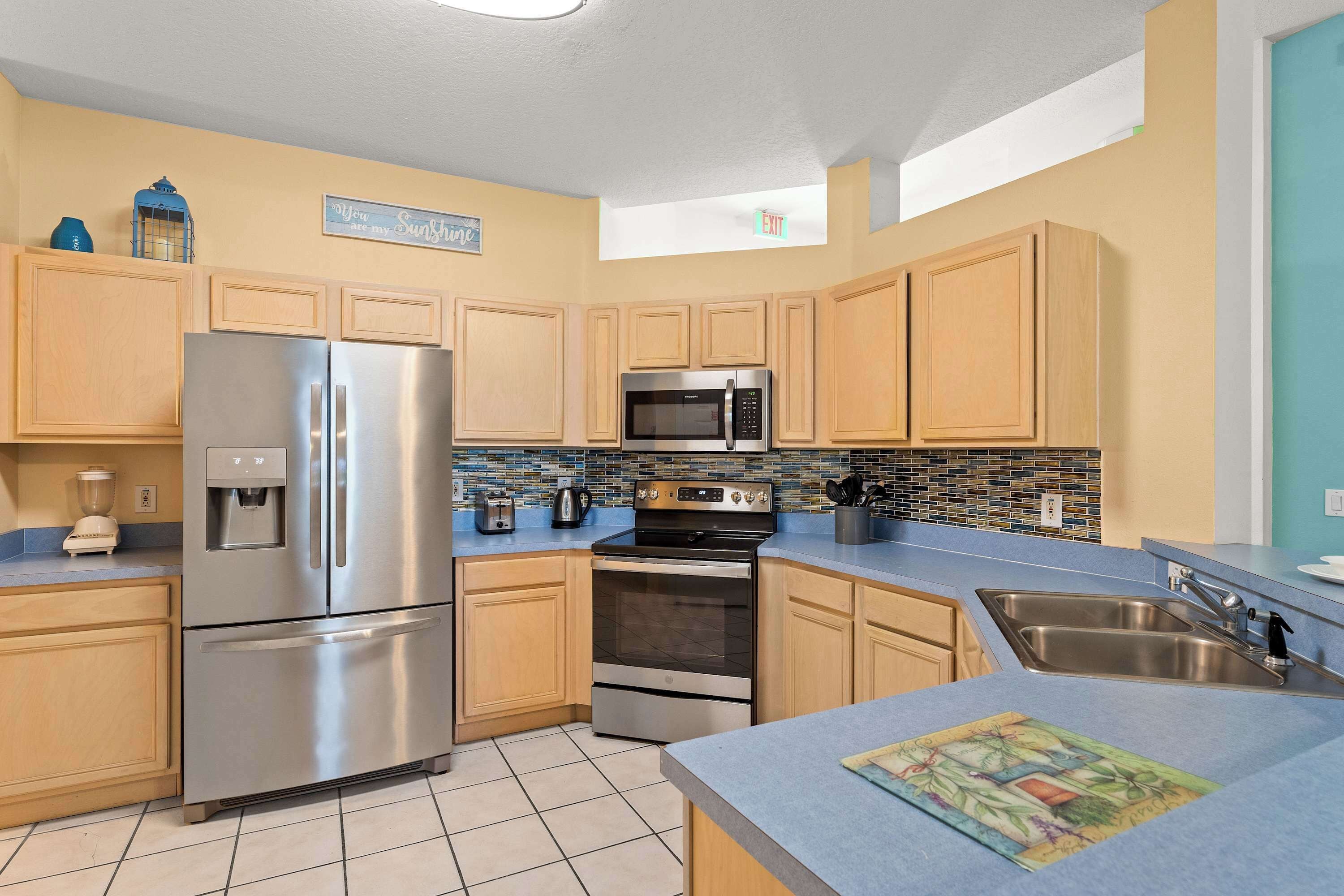 House, Multiple Beds, Pool Access, Pool View (Poolside At Calabay) | Private kitchen | Fridge, microwave, oven, dishwasher