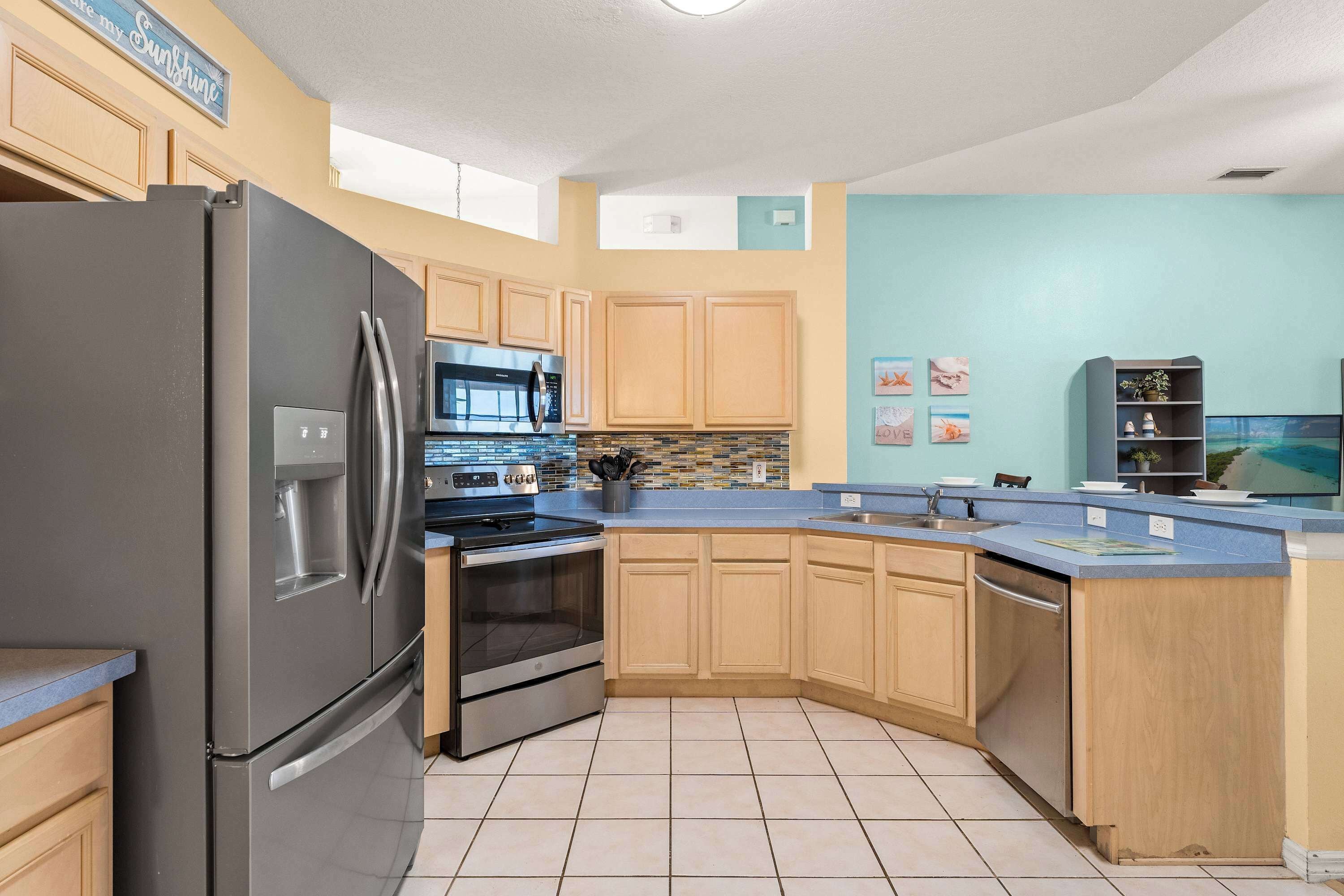 House, Multiple Beds, Pool Access, Pool View (Poolside At Calabay) | Private kitchen | Fridge, microwave, oven, dishwasher