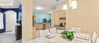 Poolside At Calabay - Home for 11 With Game Room, Pool & Hot Tub